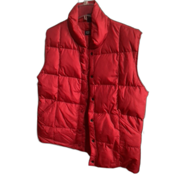 Lands' End red puffer vest M(10-12) - Picture 1 of 1